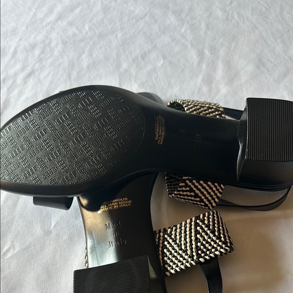 Italian Shoemakers Black and White Sandals - Picture 3 of 4